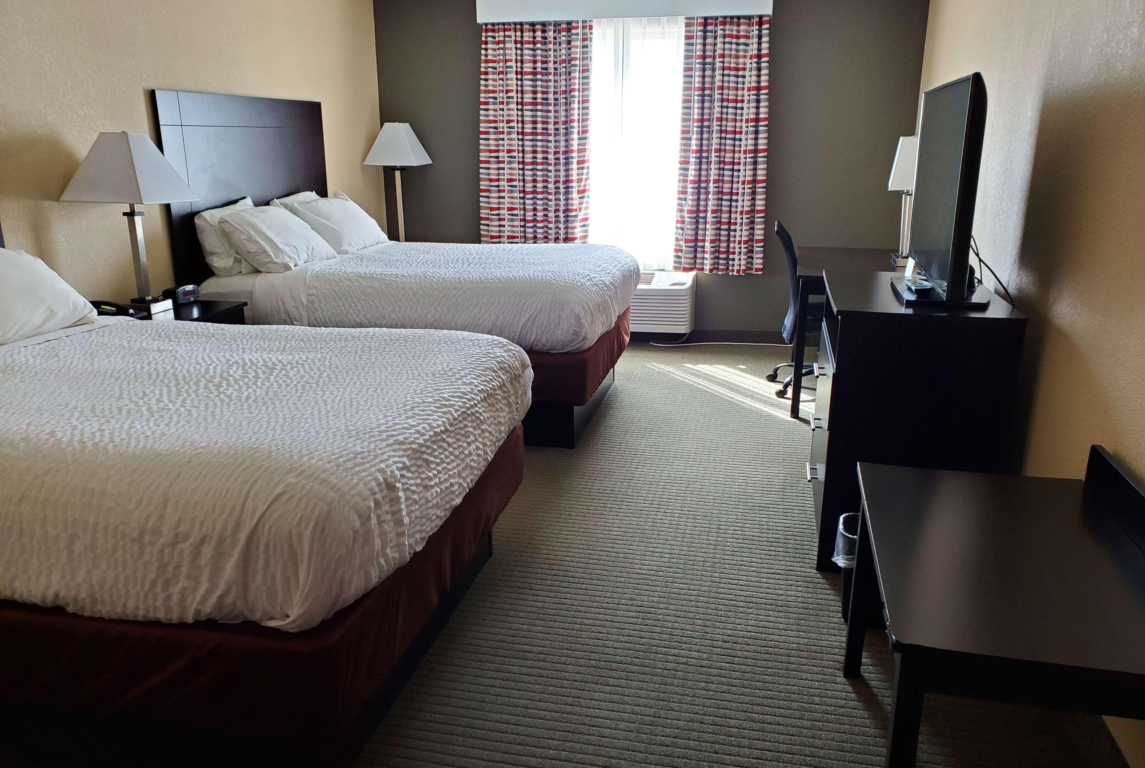 Days Inn & Suites By Wyndham Florence/Jackson Area Esterno foto